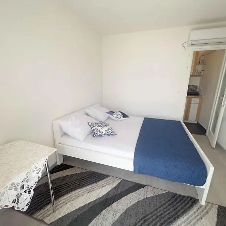 Apartment In 42059