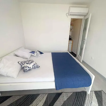 Apartament In 42059